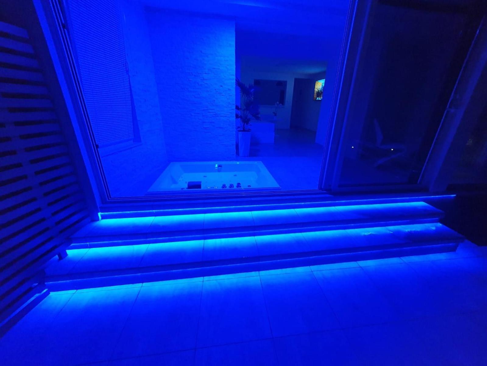 מטולי Jacuzzi Penthouse Apartment מראה חיצוני תמונה